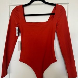 Aritzia Contour Longsleeve Flambeau Red